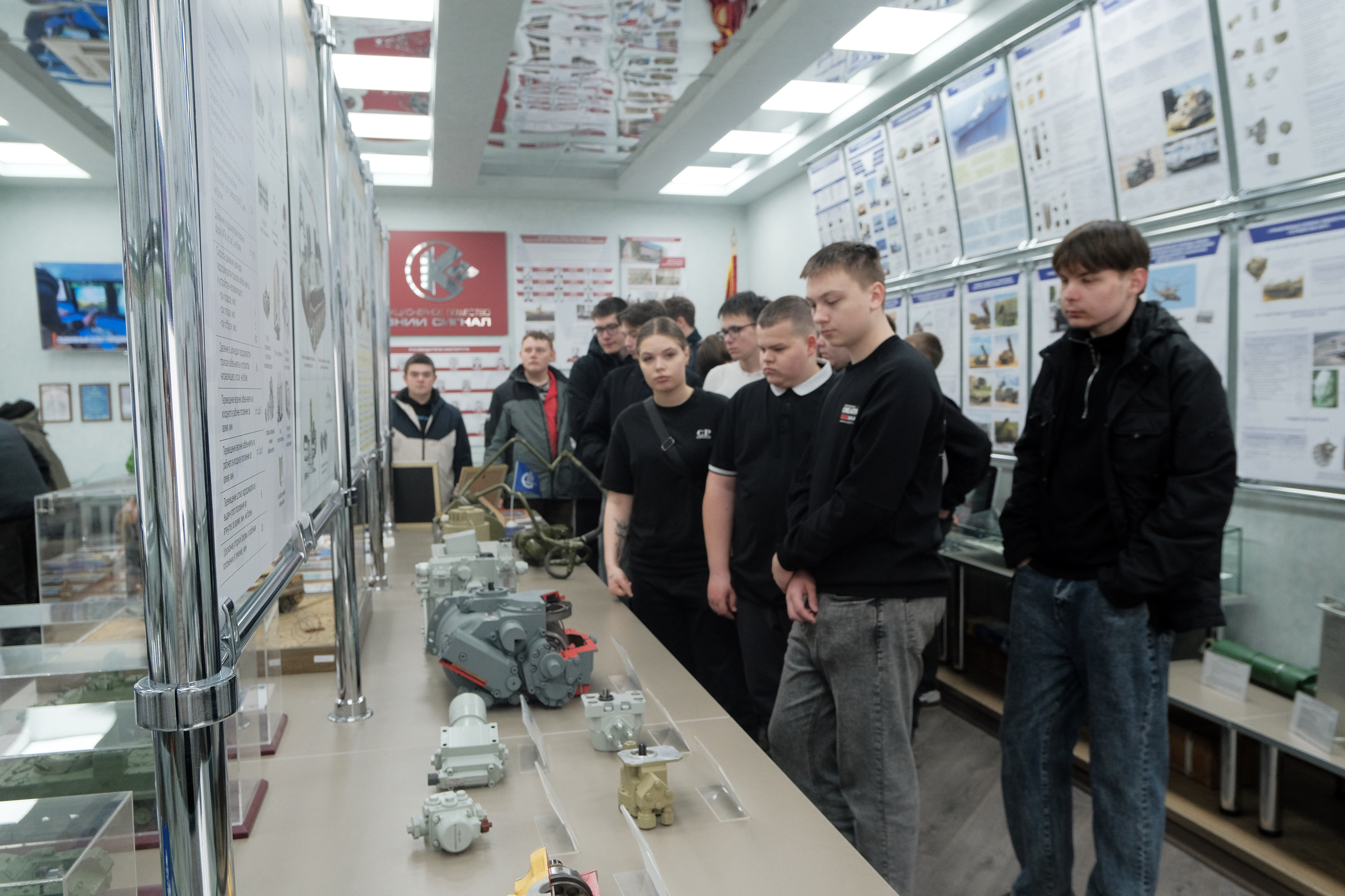 Студенты узнали, как работают профессионалы